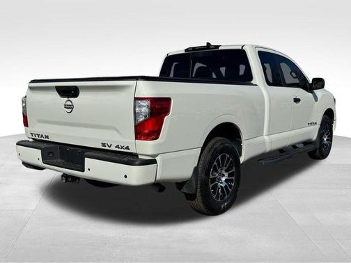2024 Nissan Titan SV