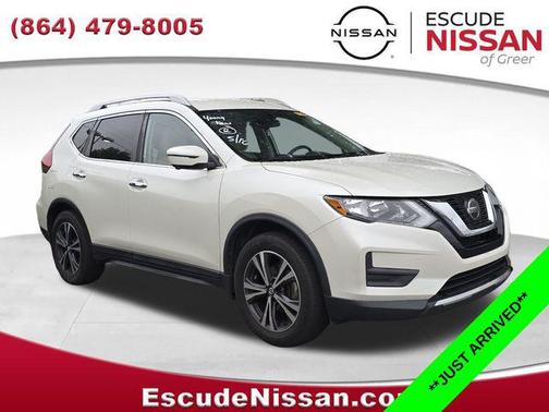 Pearl White Tricoat 2020 Nissan Rogue SV