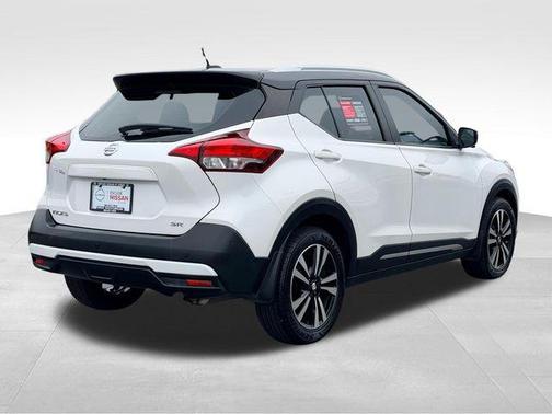 2019 Nissan Kicks SR