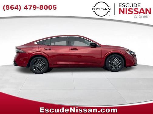 Scarlet 2026 Nissan Sentra SV