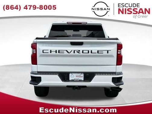 Summit White 2026 Chevrolet Silverado 1500 Custom