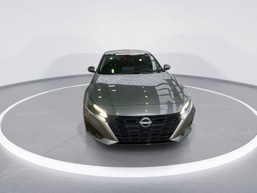 2025 Nissan Altima 2.5 SL