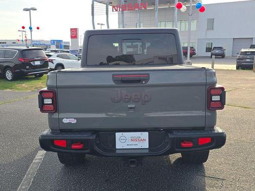 Granite Crystal Metallic Clearcoat 2021 Jeep Gladiator Rubicon