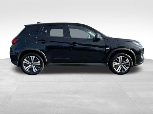 2023 Mitsubishi Outlander Sport SE
