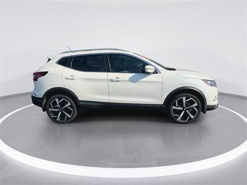 2020 Nissan Rogue Sport SL