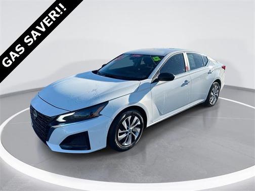 2025 Nissan Altima S FWD