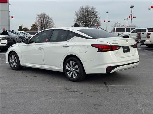 2025 Nissan Altima S FWD