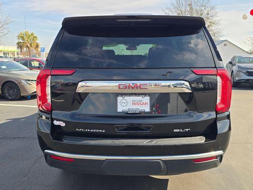 2024 GMC Yukon SLT