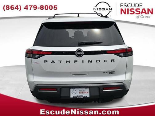 Everest White Pearl Tricoat 2026 Nissan Pathfinder Platinum