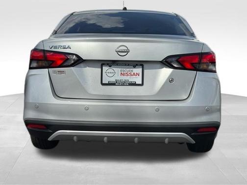 2023 Nissan Versa 1.6 S