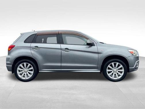 2011 Mitsubishi Outlander Sport SE