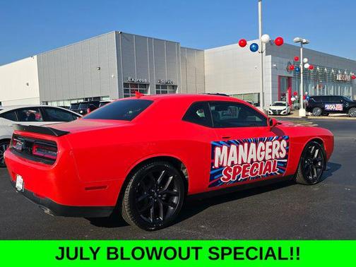 Go Mango 2023 Dodge Challenger GT