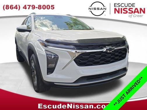 Summit White 2024 Chevrolet Trax LT