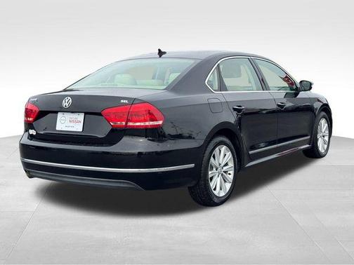 2013 Volkswagen Passat 2.5 SEL Premium