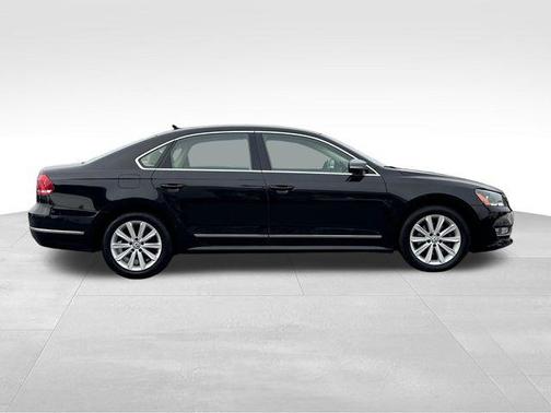 2013 Volkswagen Passat 2.5 SEL Premium