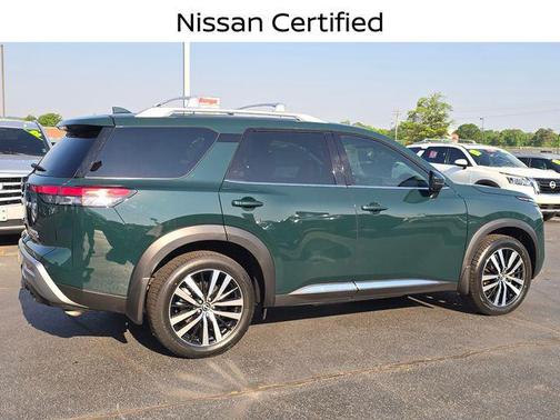 Obsidian Green Pearl 2024 Nissan Pathfinder Platinum 4WD