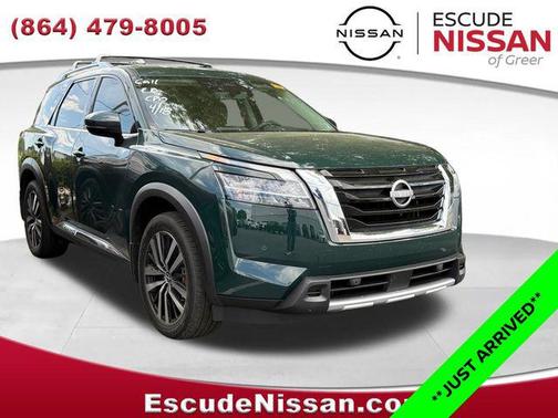 Obsidian Green Pearl 2024 Nissan Pathfinder Platinum 4WD