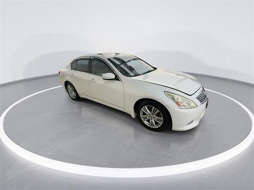 2013 INFINITI G37 Journey