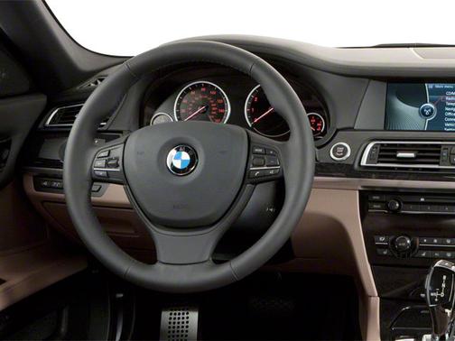 2010 BMW 750 Li xDrive