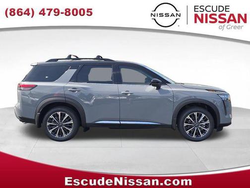 Boulder Gray/Super Black 2026 Nissan Pathfinder Platinum