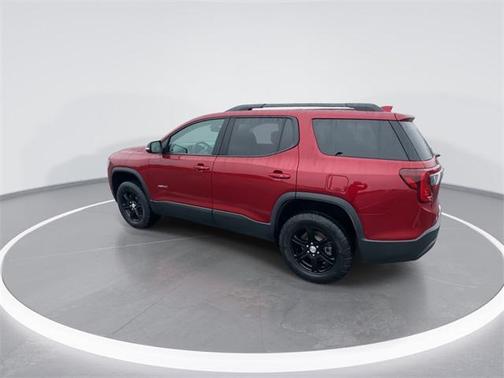 2022 GMC Acadia AT4