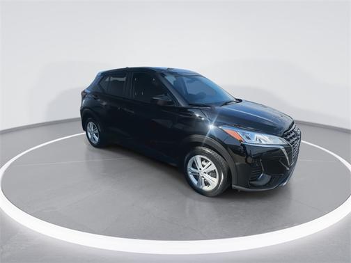 2022 Nissan Kicks S