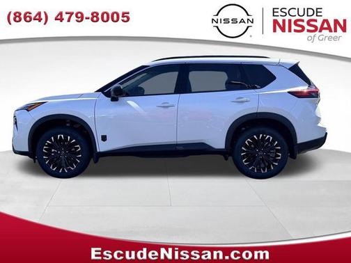 Everest White Pearl Tricoat 2026 Nissan Rogue Dark Armor