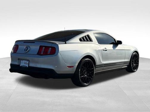 2012 Ford Mustang V6