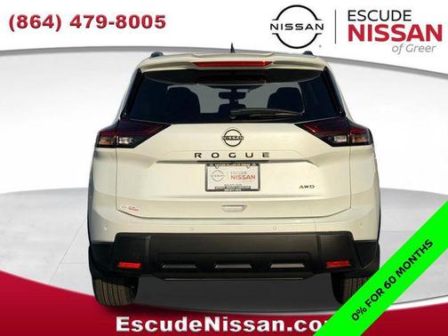 Everest White Pearl Tricoat 2026 Nissan Rogue Dark Armor