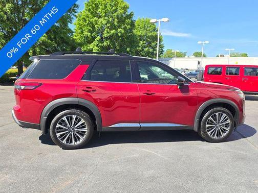 Scarlet Ember/Super Black 2026 Nissan Pathfinder Platinum