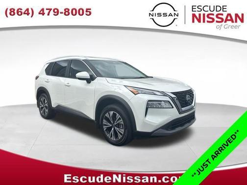 Pearl White Tricoat 2023 Nissan Rogue SV
