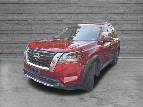 Scarlet Ember Tintcoat 2022 Nissan Pathfinder SL 2WD