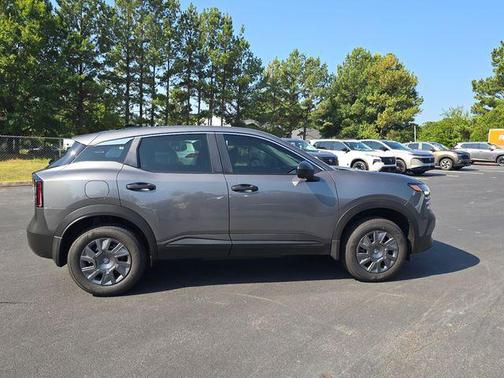Gun Metallic 2026 Nissan Kicks S