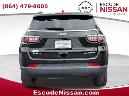 Diamond Black Crystal Pearlcoat 2025 Jeep Compass Limited