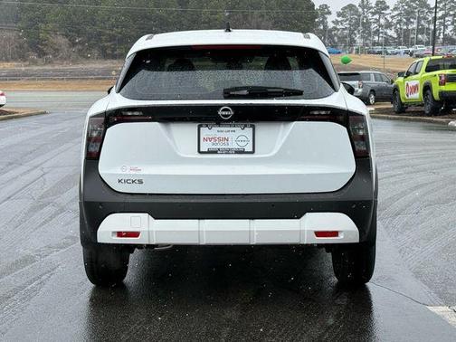 2026 Nissan Kicks S