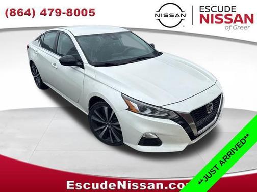 2020 Nissan Altima SR FWD