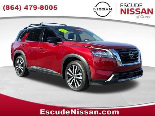 2023 Nissan Pathfinder Platinum FWD