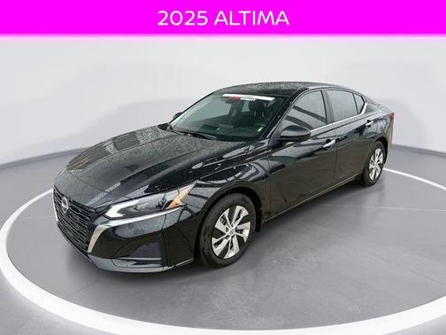 2025 Nissan Altima S FWD