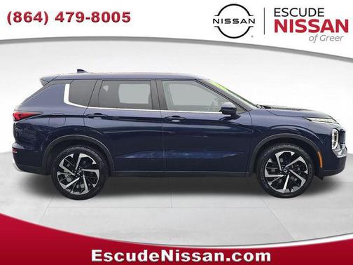 Alloy Silver Metallic 2024 Mitsubishi Outlander SE