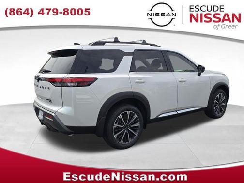 Everest White Pearl Tricoat 2026 Nissan Pathfinder Platinum