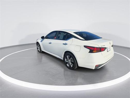 2025 Nissan Altima S FWD