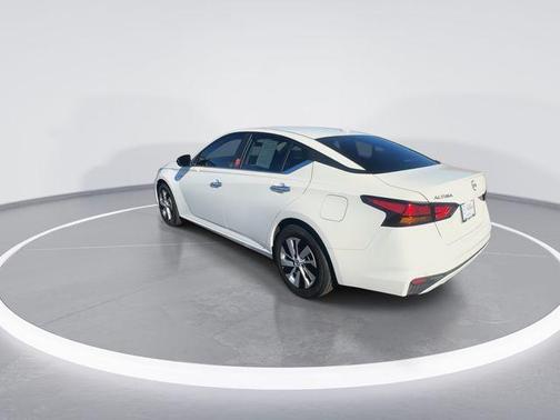 2025 Nissan Altima S FWD