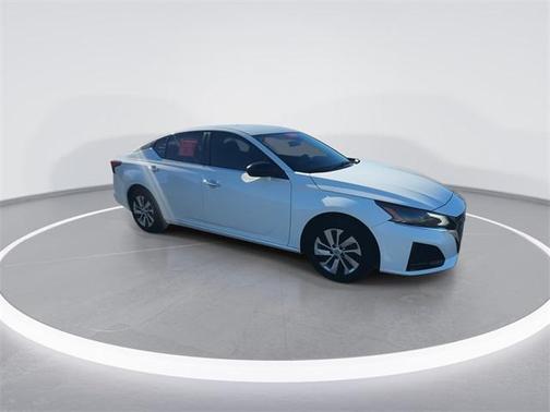 2025 Nissan Altima S FWD