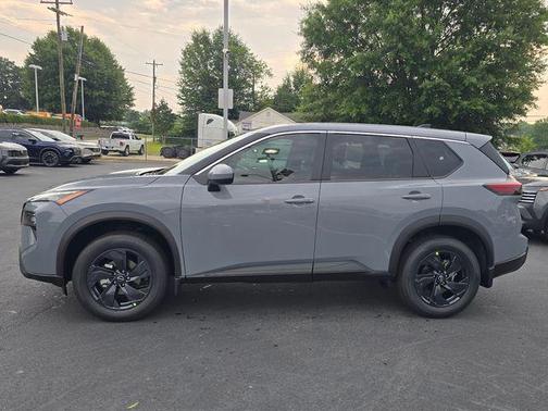 Boulder Gray Pearl 2026 Nissan Rogue SV