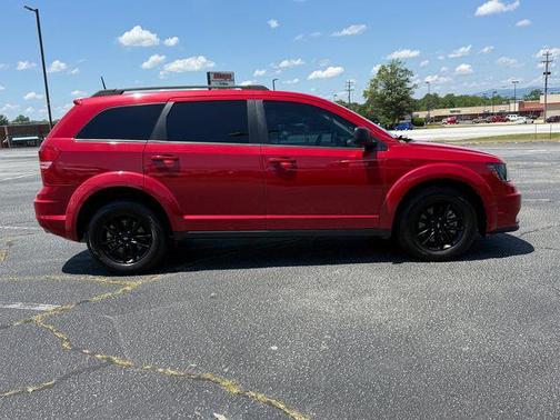 Redline 2 Coat Pearl 2020 Dodge Journey SE Value