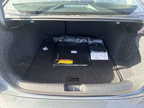 2026 Volkswagen Jetta 1.4T SE