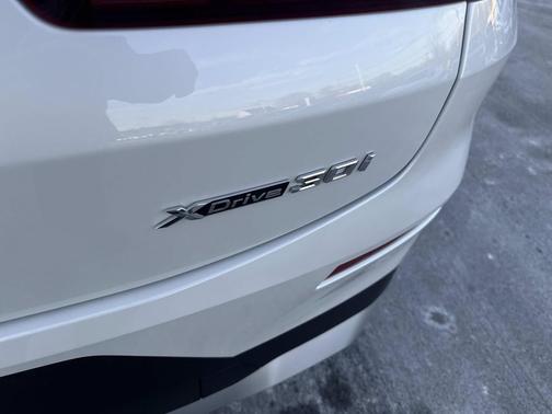 2025 BMW X4 xDrive30i