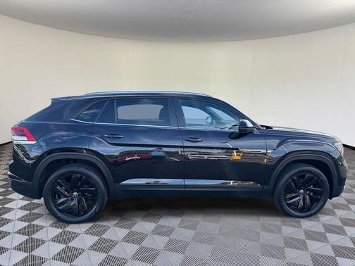 2022 Volkswagen Atlas Cross Sport 3.6L V6 SE w/Technology