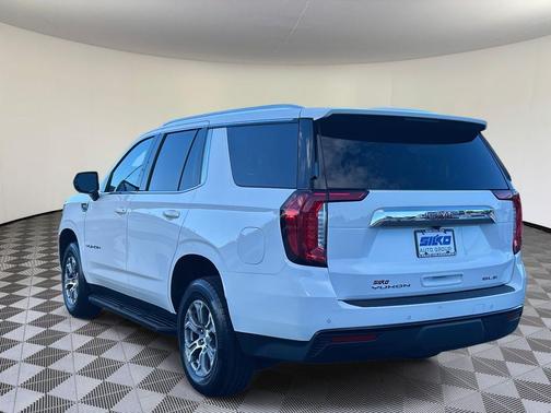 2022 GMC Yukon SLE
