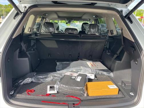 2025 Volkswagen Atlas 2.0T Peak Edition